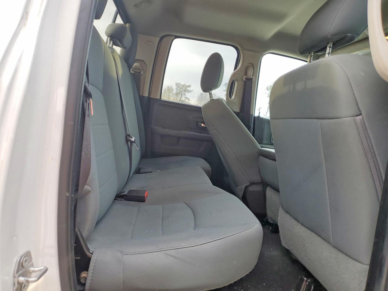 2019 RAM 1500 CLASSIC SLT photo 28