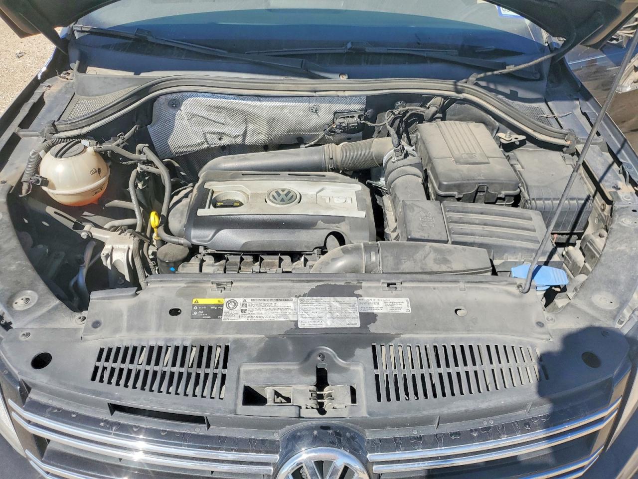 2017 VOLKSWAGEN TIGUAN S photo 12