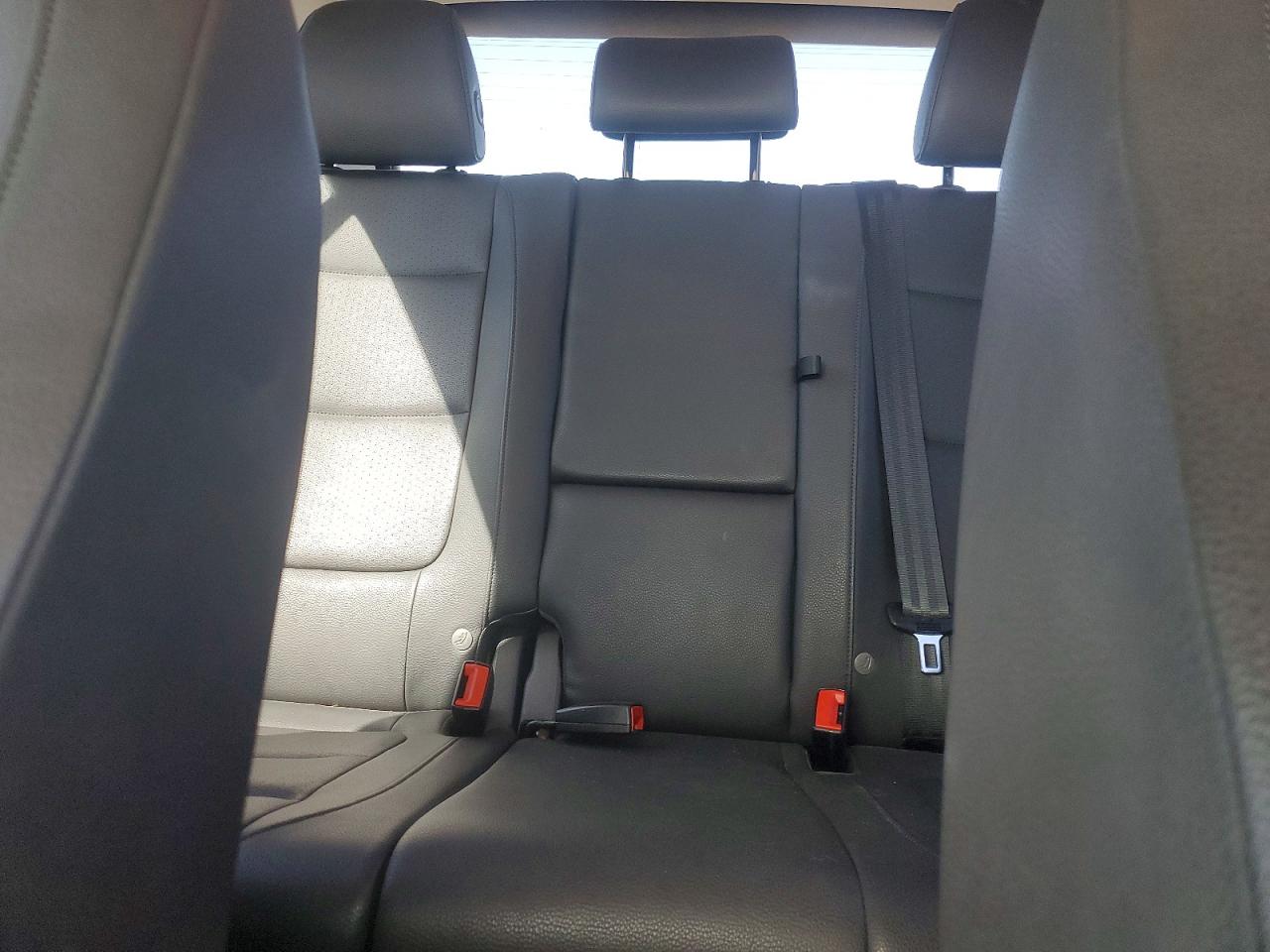 2017 VOLKSWAGEN TIGUAN S photo 10