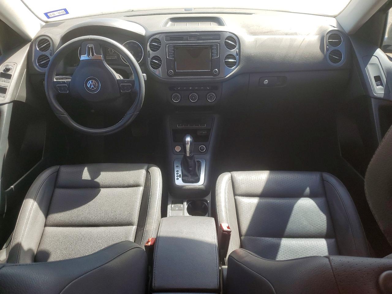 2017 VOLKSWAGEN TIGUAN S photo 8