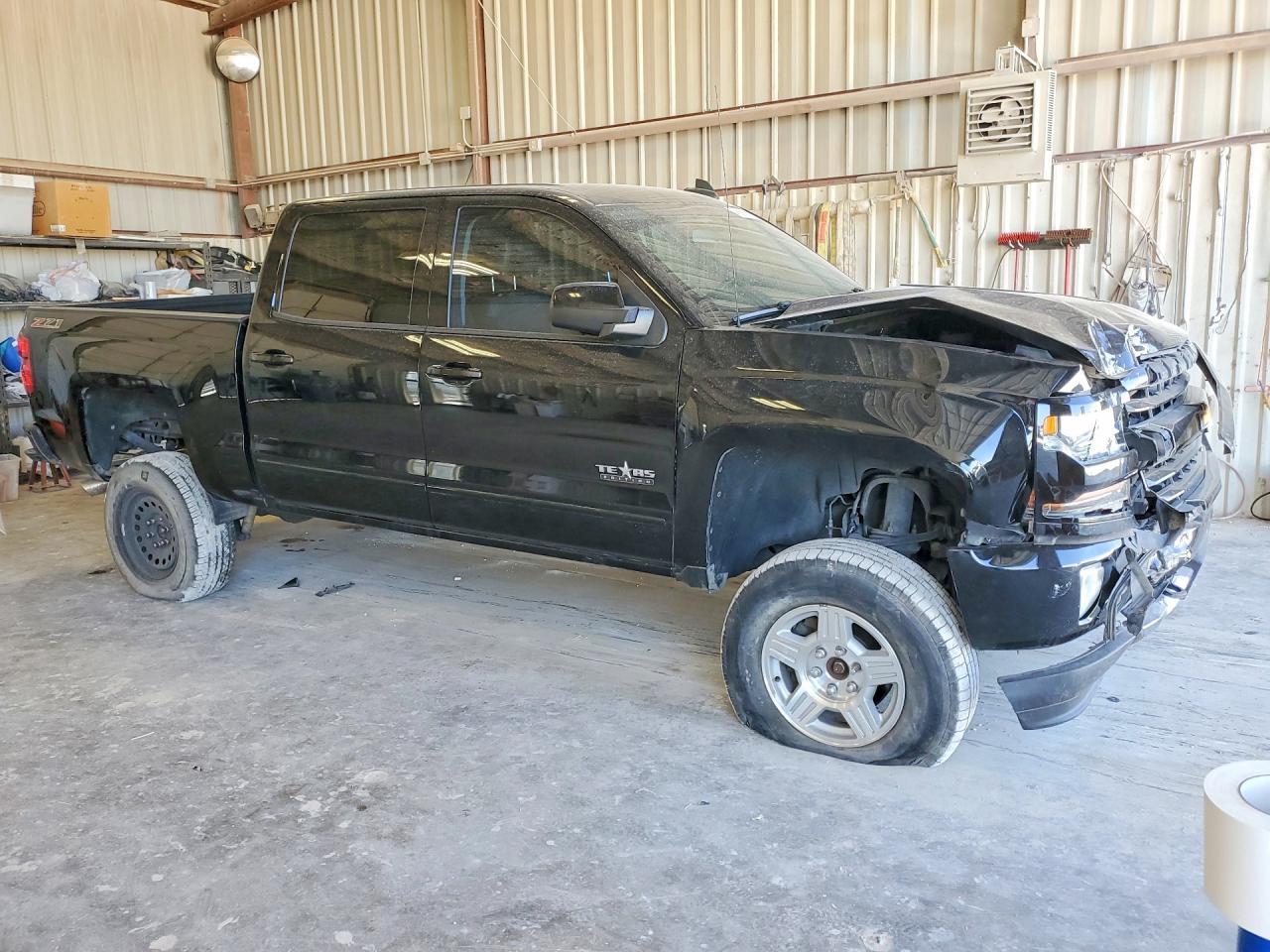 2017 CHEVROLET SILVERADO K1500 LT photo 7