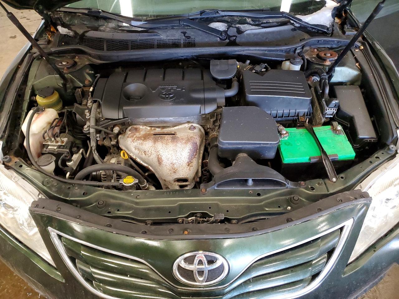 2011 TOYOTA CAMRY LE photo 21