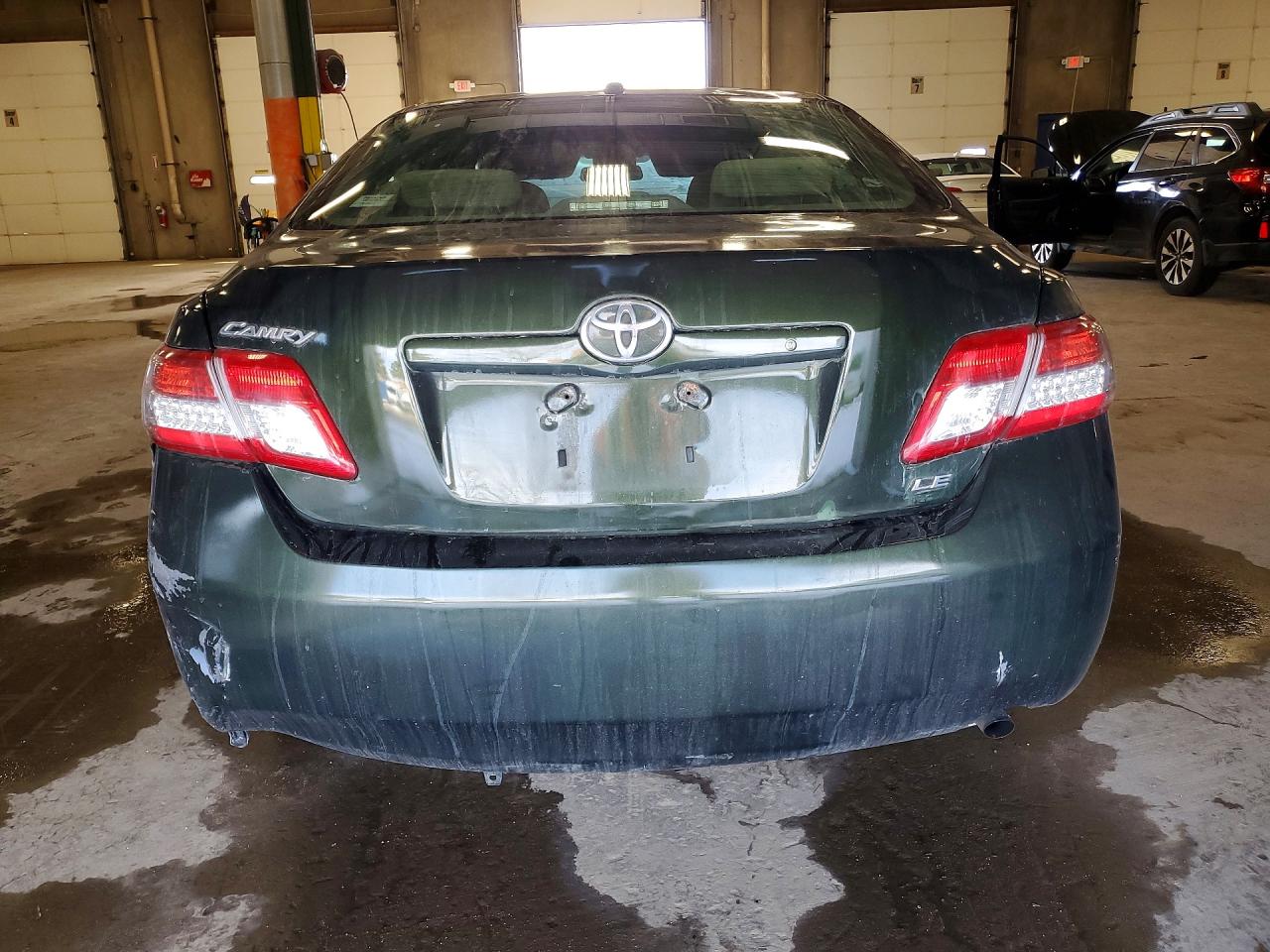 2011 TOYOTA CAMRY LE photo 11