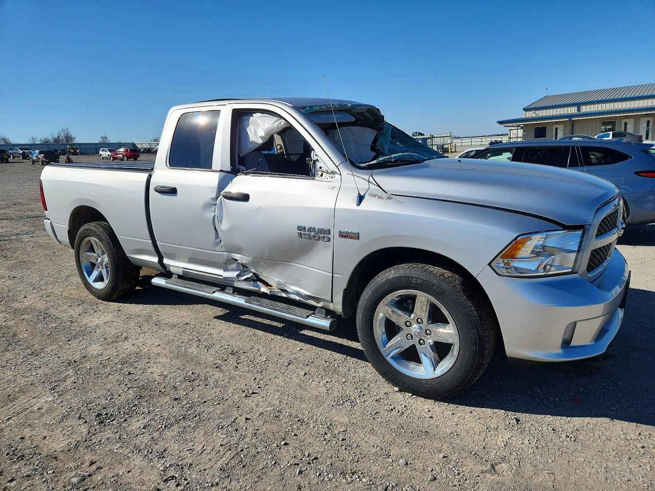 2014 RAM 1500 ST photo 4