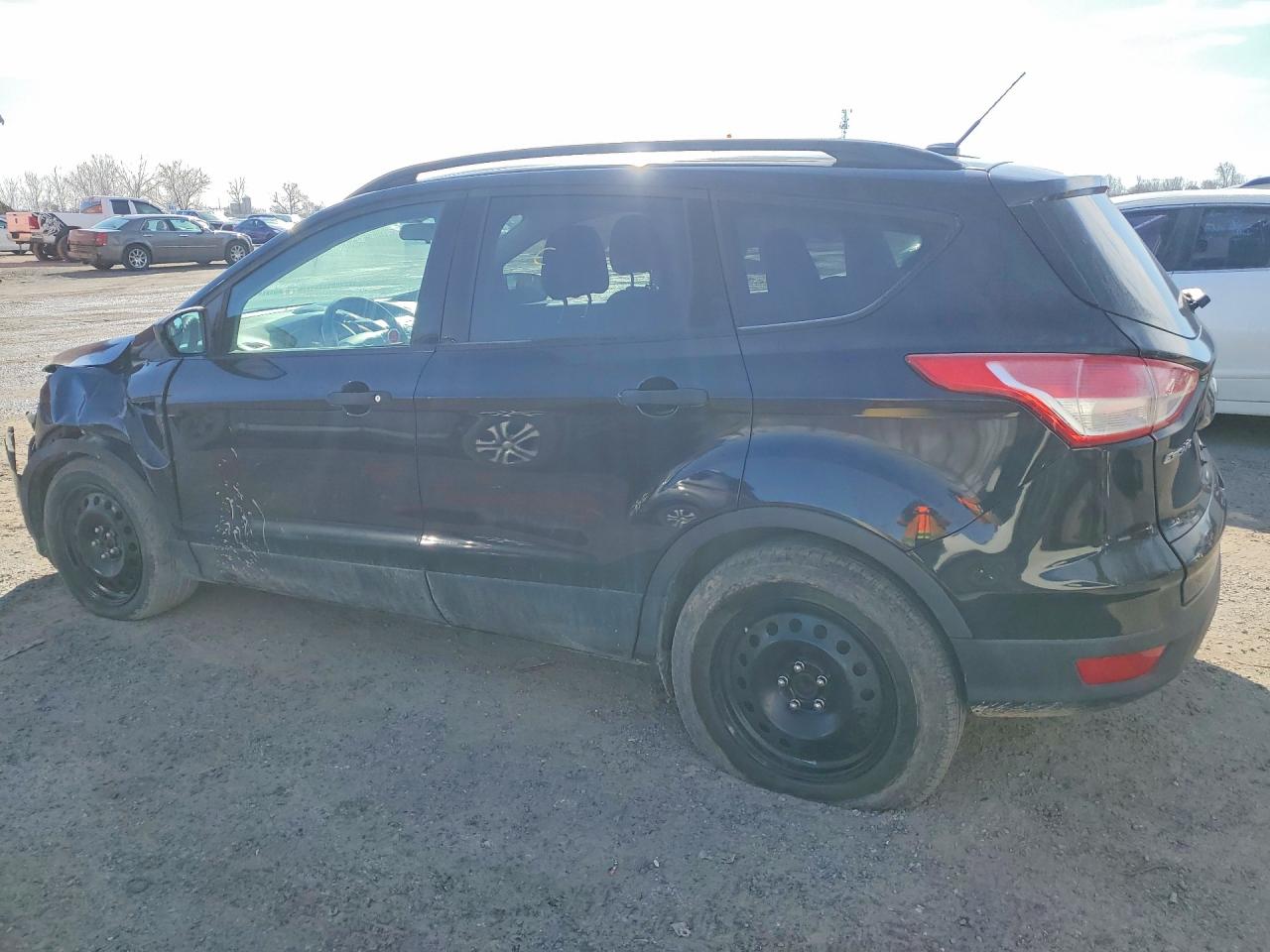 2015 FORD ESCAPE S photo 4