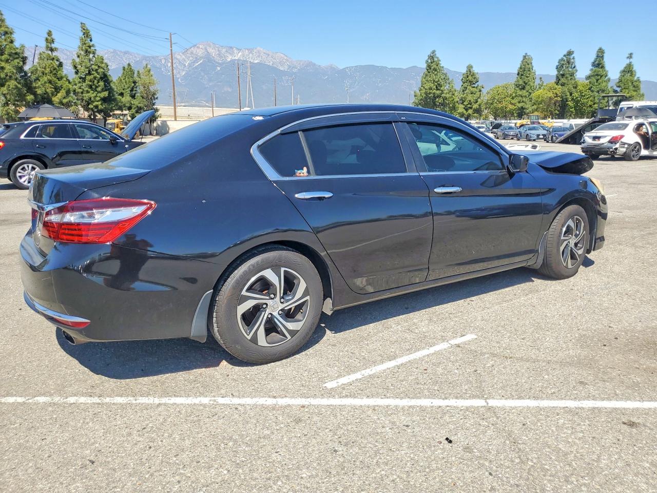 2016 HONDA ACCORD LX photo 3