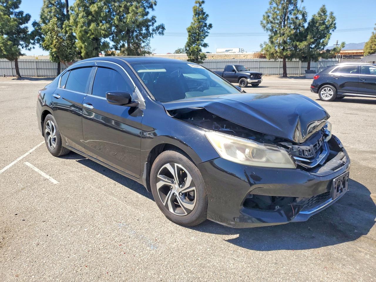 2016 HONDA ACCORD LX photo 4