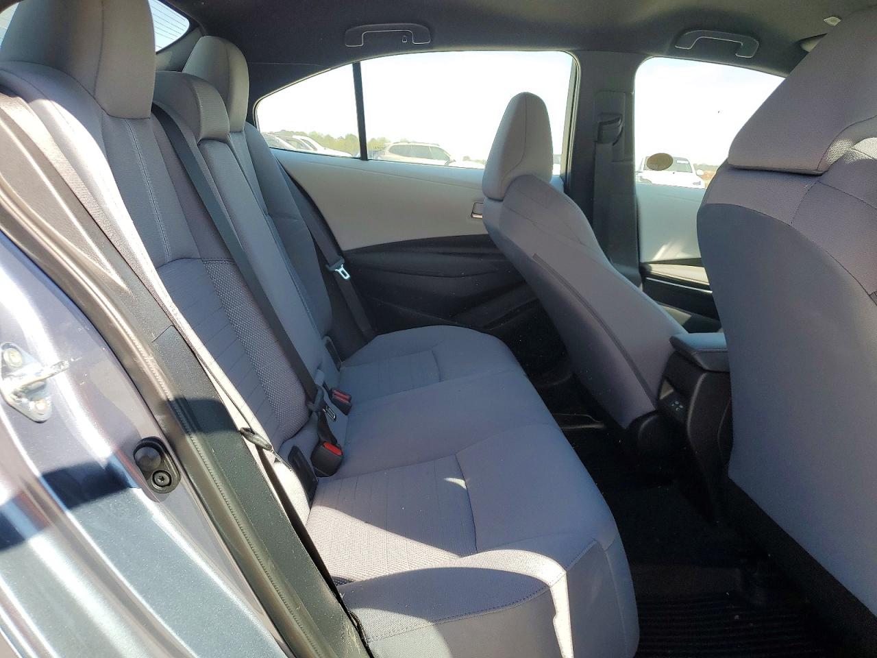 2025 TOYOTA COROLLA SE photo 19