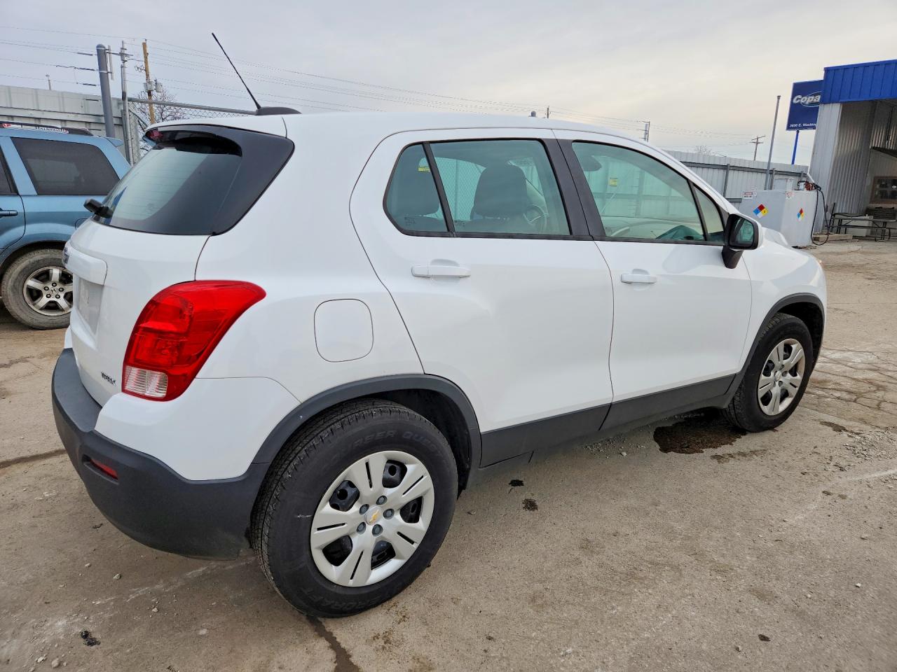 2015 CHEVROLET TRAX LS photo 3