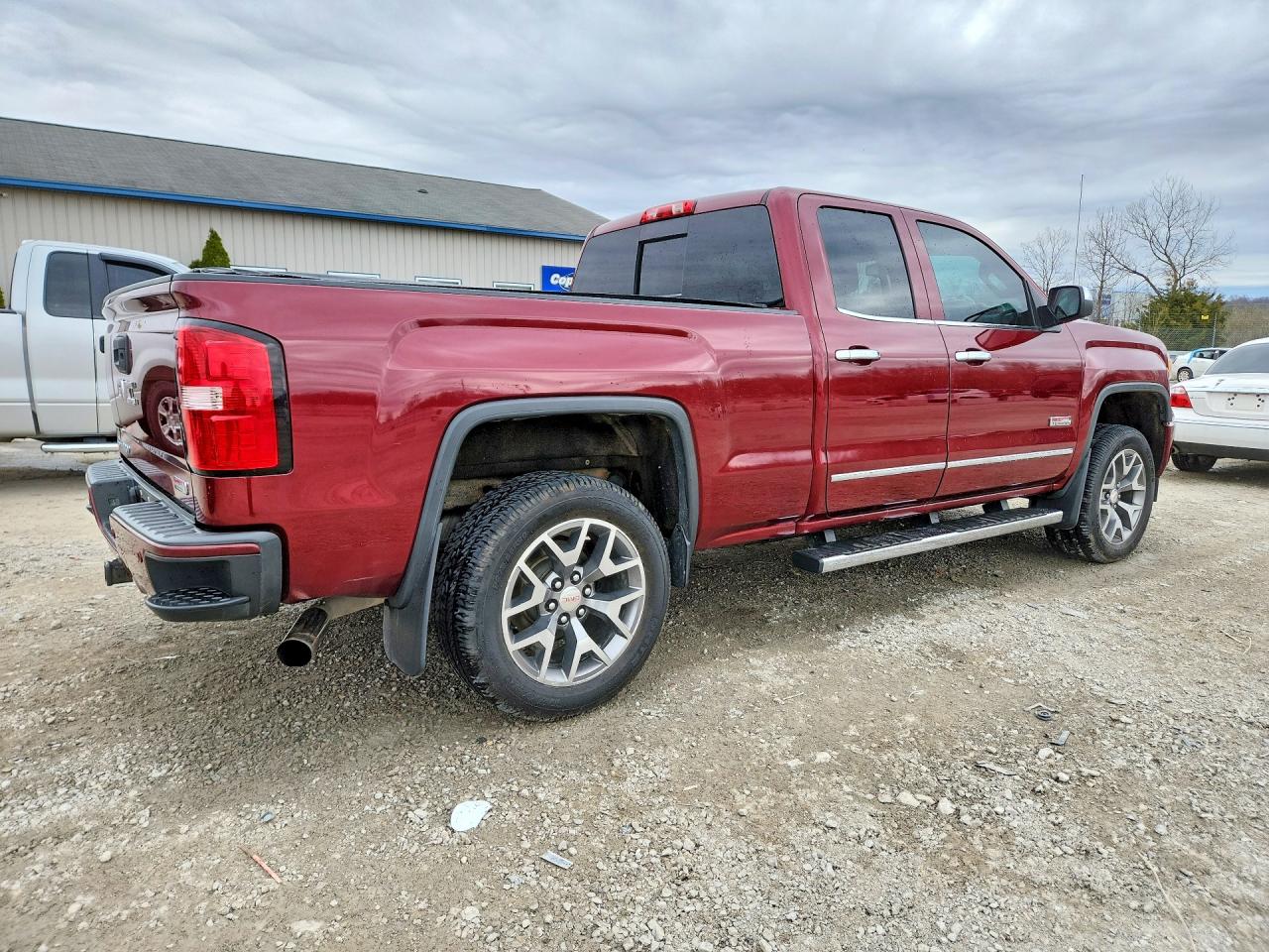 2015 GMC SIERRA K1500 SLT photo 5