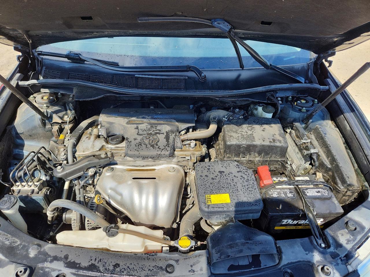 2014 TOYOTA CAMRY LE photo 21