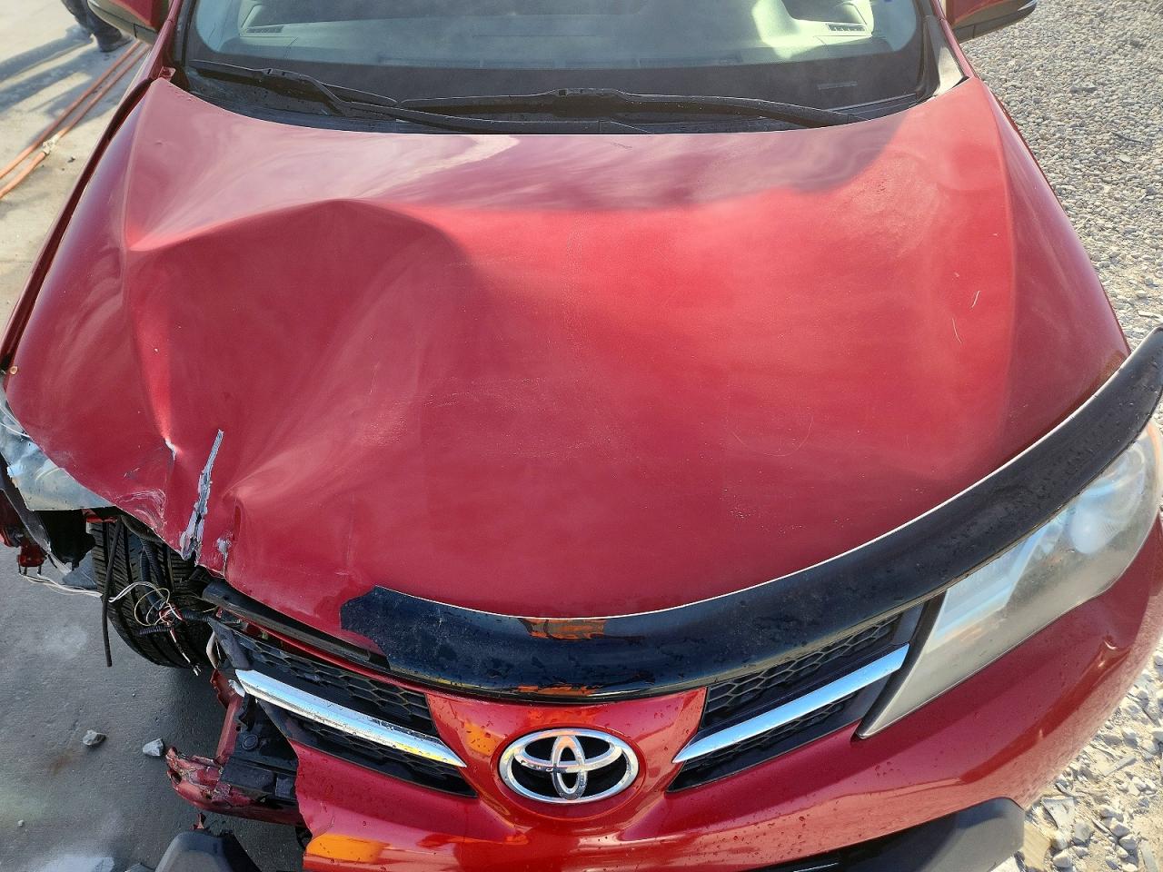 2015 TOYOTA RAV4 XLE photo 34