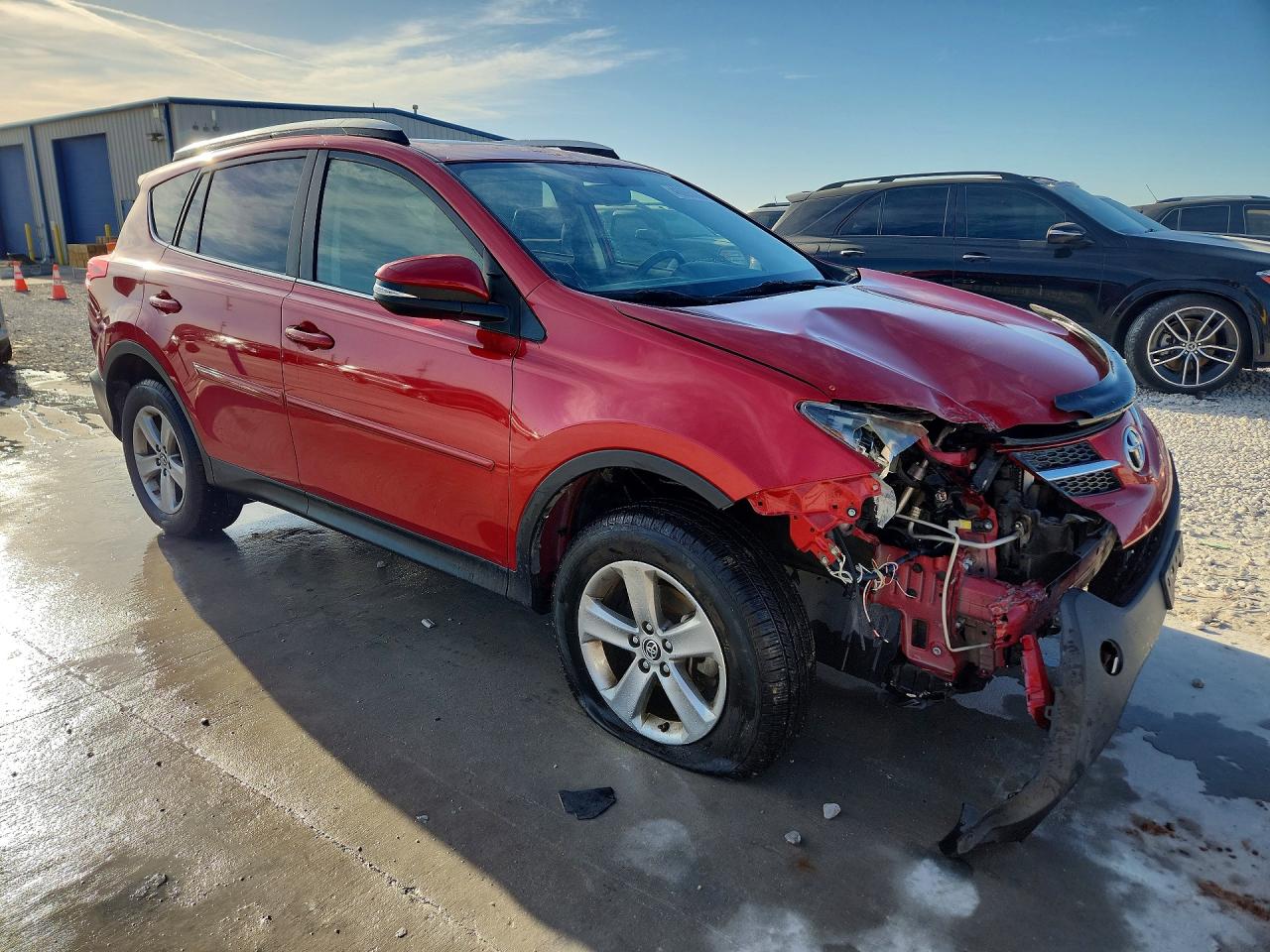 2015 TOYOTA RAV4 XLE photo 10
