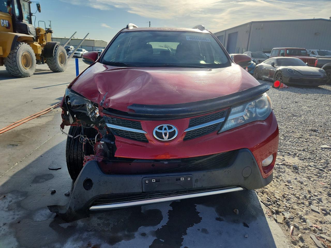2015 TOYOTA RAV4 XLE photo 13