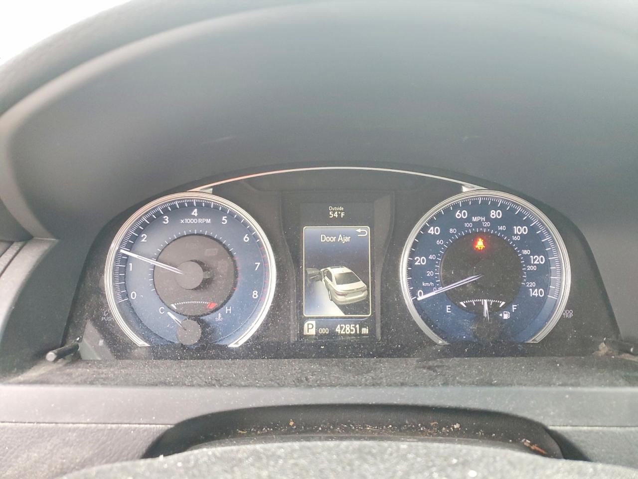 2017 TOYOTA CAMRY LE photo 9