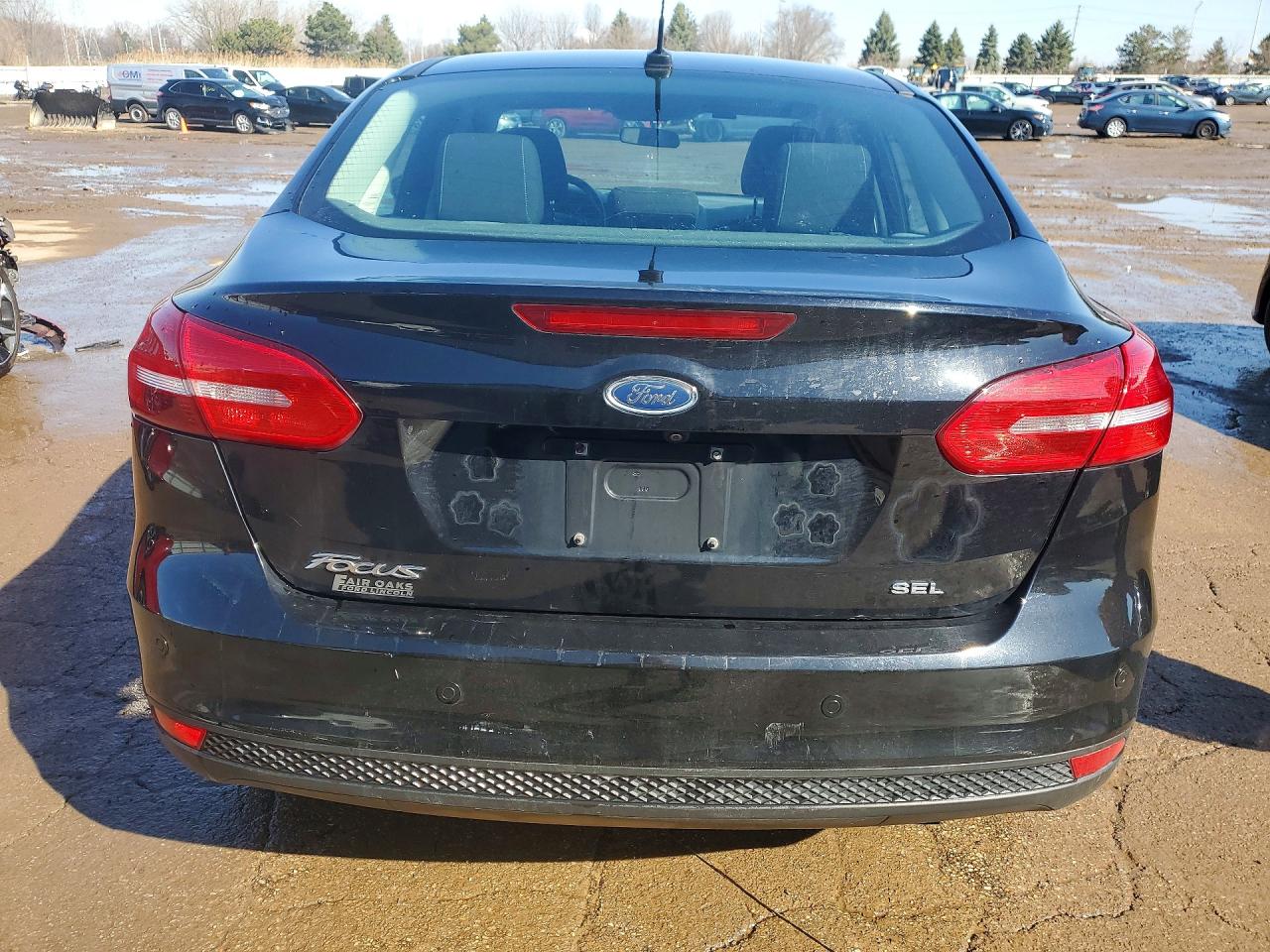 2017 FORD FOCUS SEL photo 6