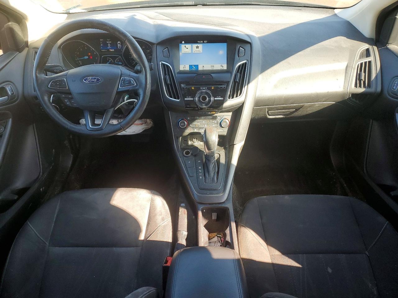 2017 FORD FOCUS SEL photo 8