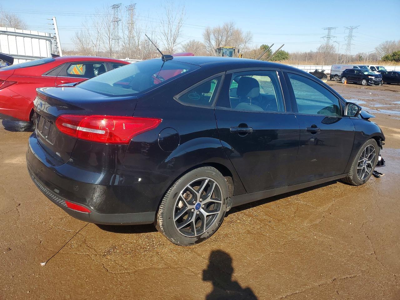 2017 FORD FOCUS SEL photo 3