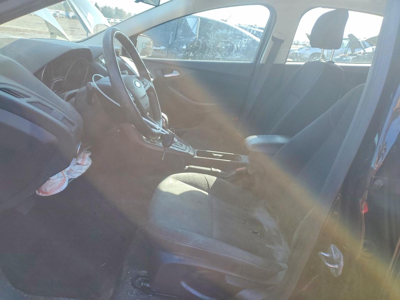 2017 FORD FOCUS SEL photo 7