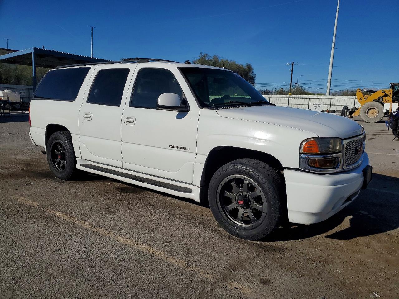 2003 GMC YUKON XL DENALI photo 7