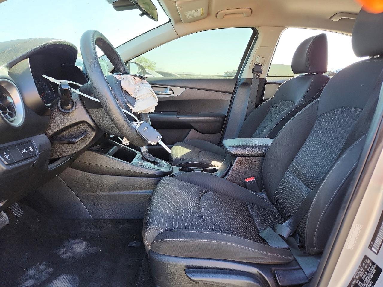 2019 KIA FORTE LXS photo 19