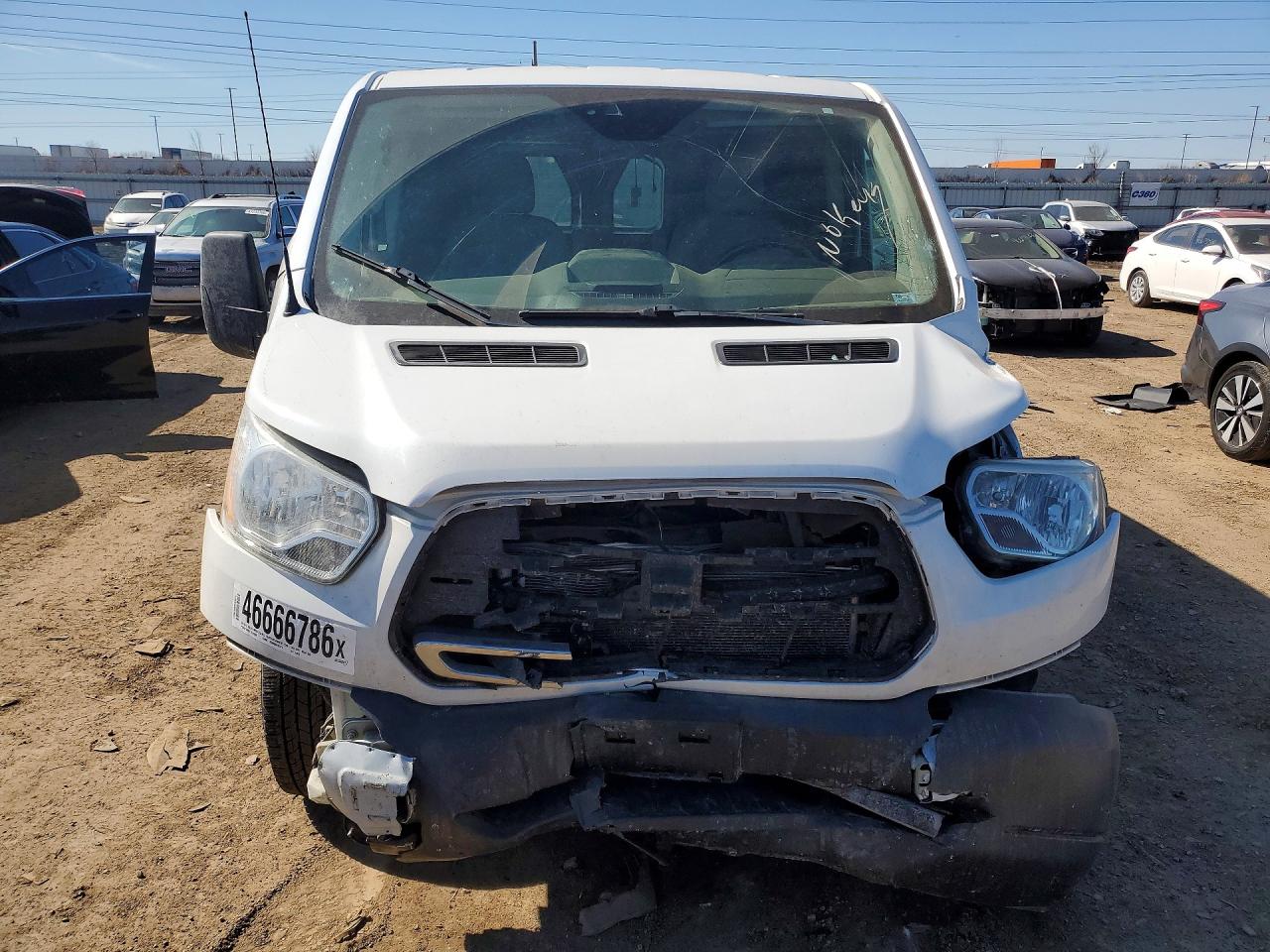 2017 FORD TRANSIT photo 13