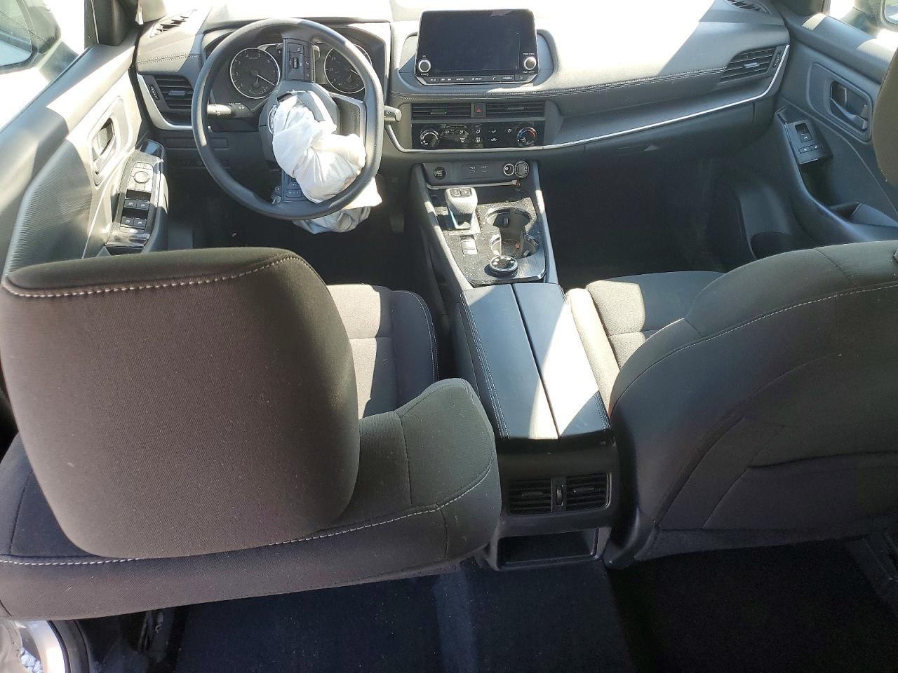 2025 NISSAN ROGUE S photo 8