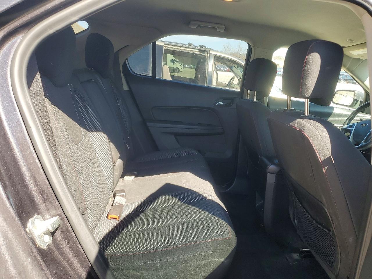 2015 CHEVROLET EQUINOX LT photo 21