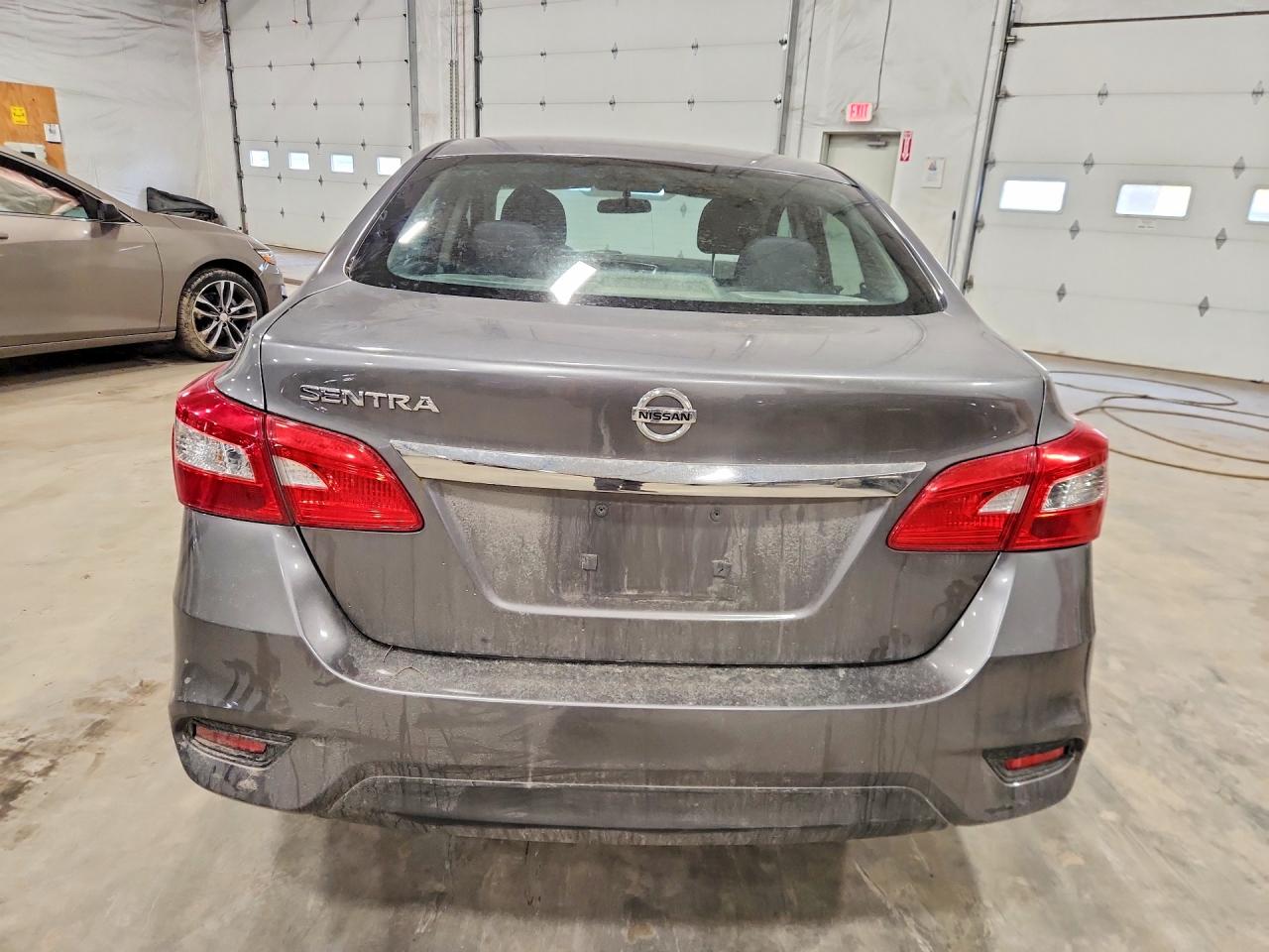 2017 NISSAN SENTRA S photo 6