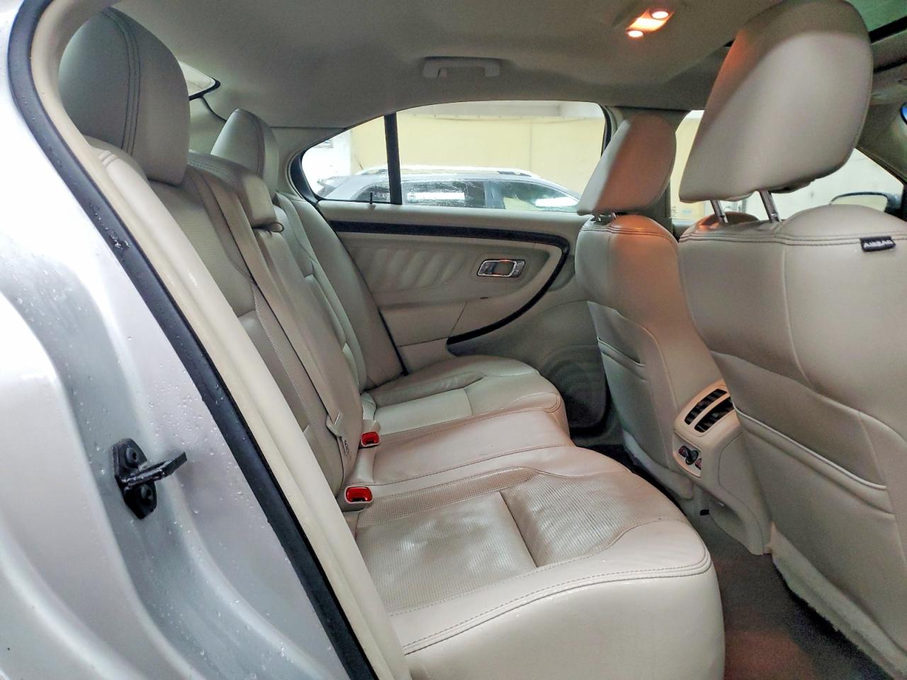 2011 FORD TAURUS LIMITED photo 19