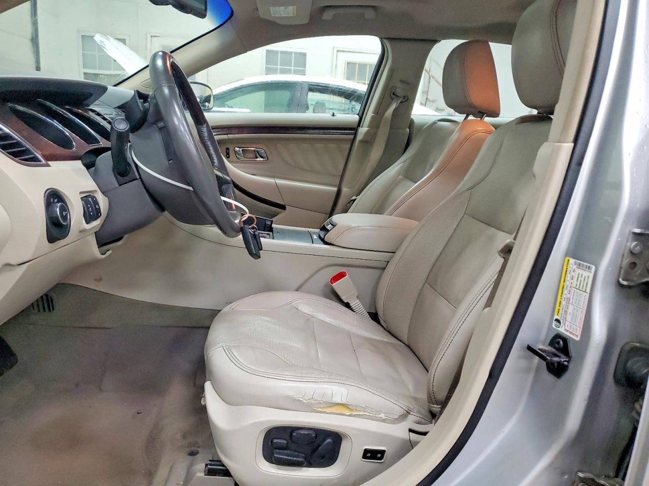 2011 FORD TAURUS LIMITED photo 13
