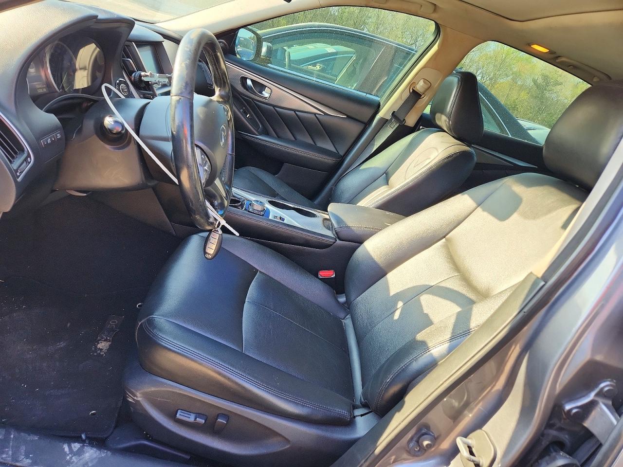 2015 INFINITI Q50 BASE photo 13
