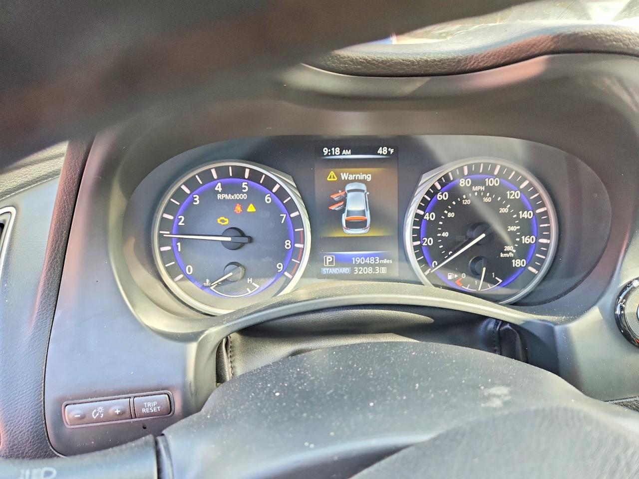 2015 INFINITI Q50 BASE photo 17