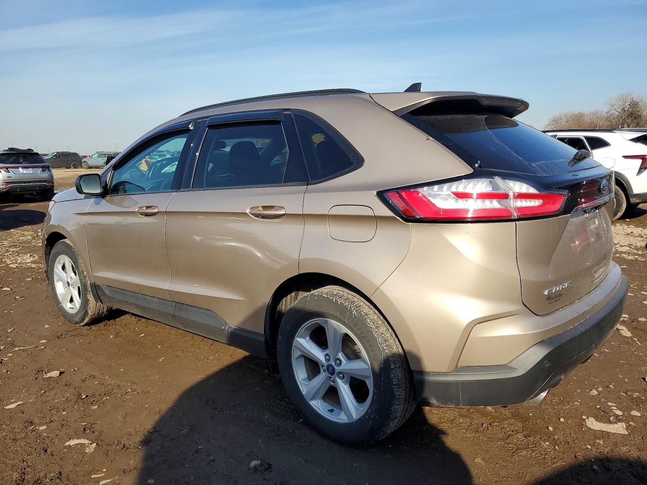 2020 FORD EDGE SE photo 4