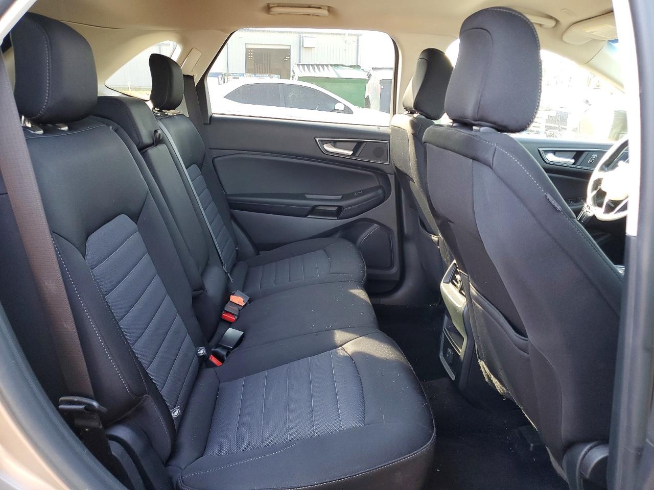 2020 FORD EDGE SE photo 28
