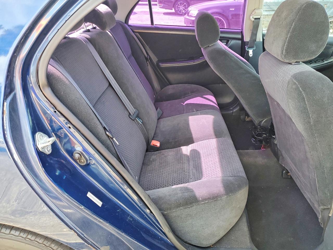 2005 TOYOTA COROLLA S photo 28