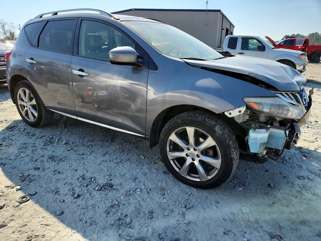 2014 NISSAN MURANO LE photo 4