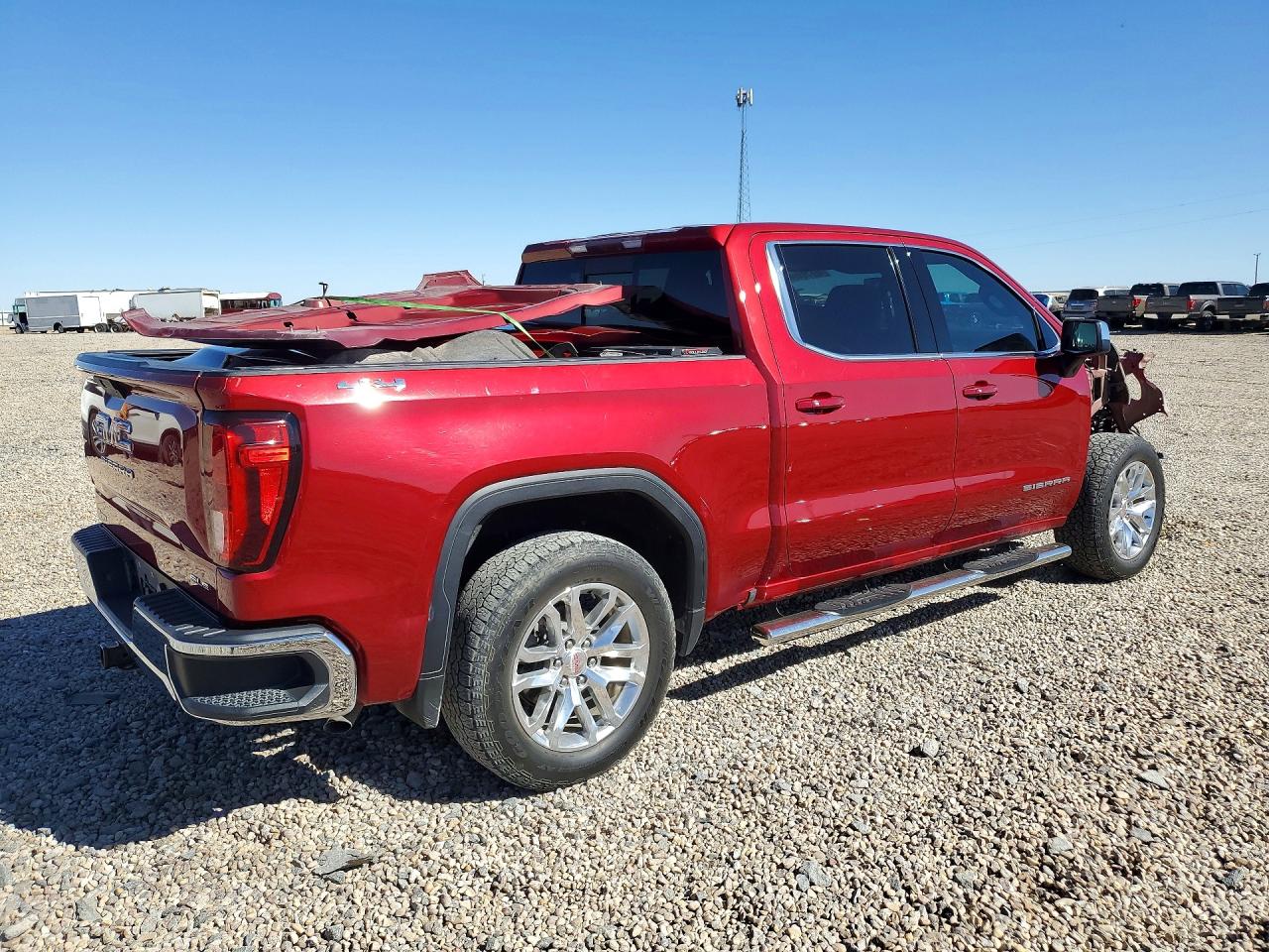 2020 GMC SIERRA K1500 SLE photo 5