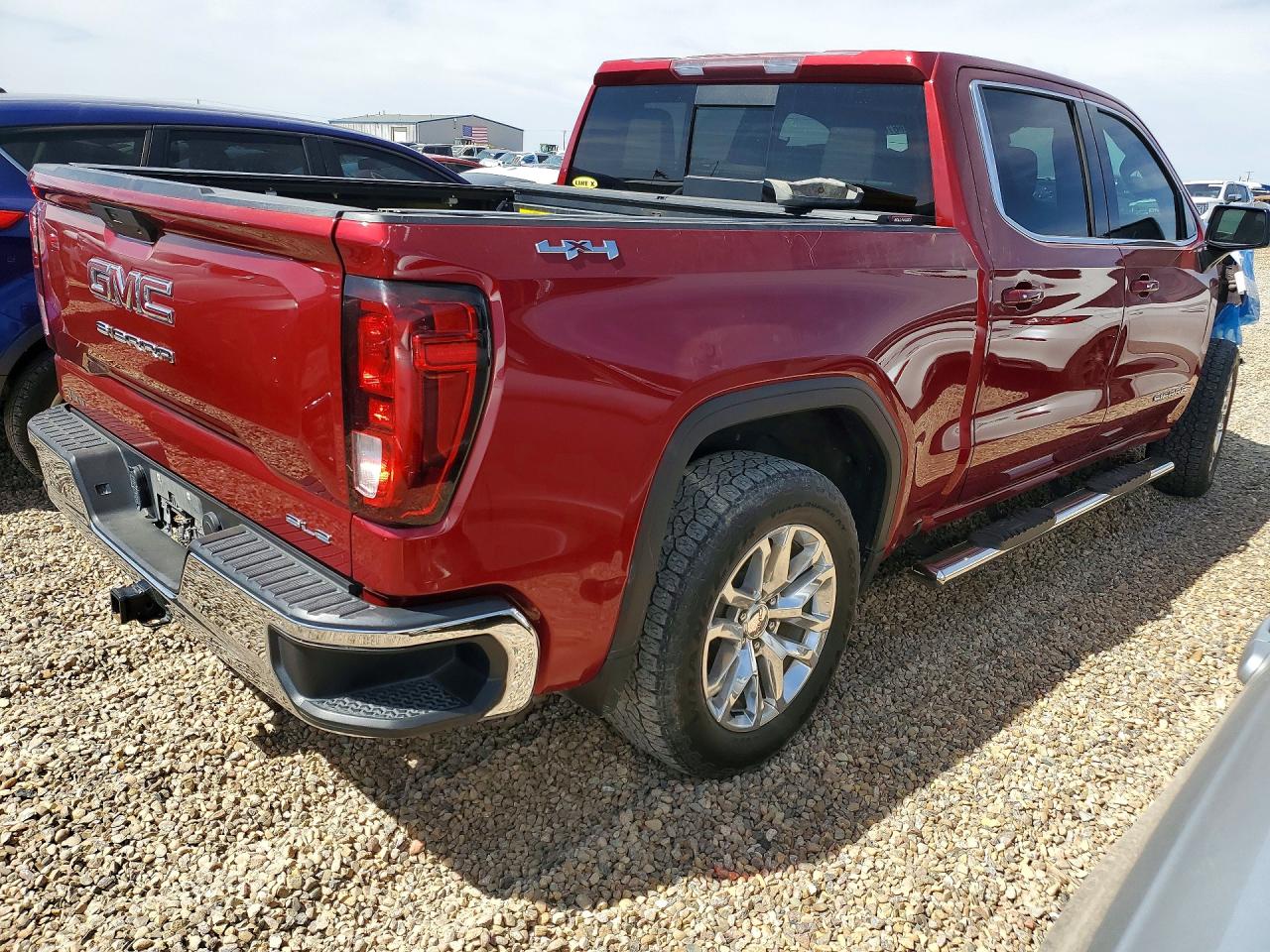 2020 GMC SIERRA K1500 SLE photo 3