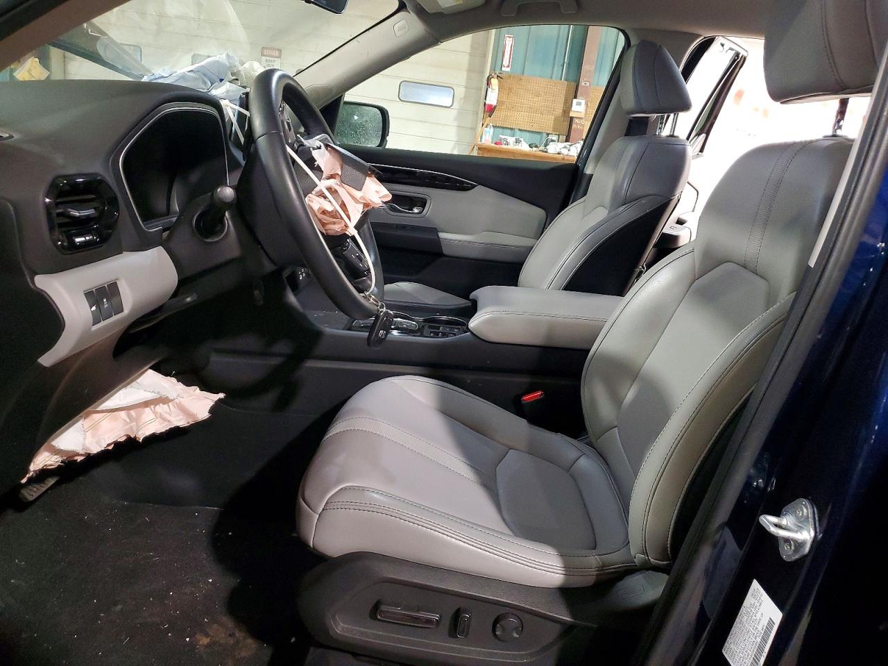 2025 HONDA PILOT EXL photo 13