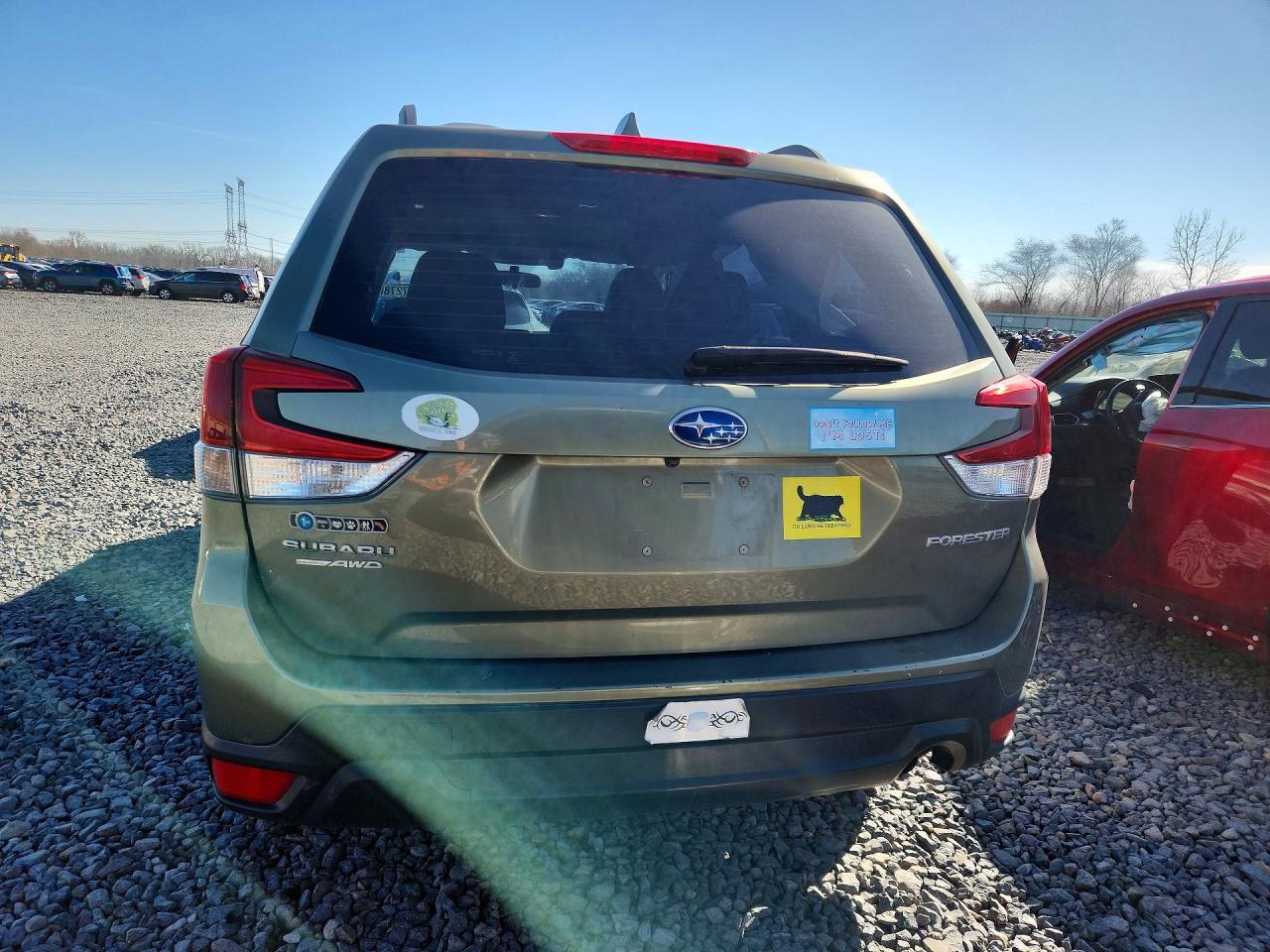 2020 SUBARU FORESTER photo 16