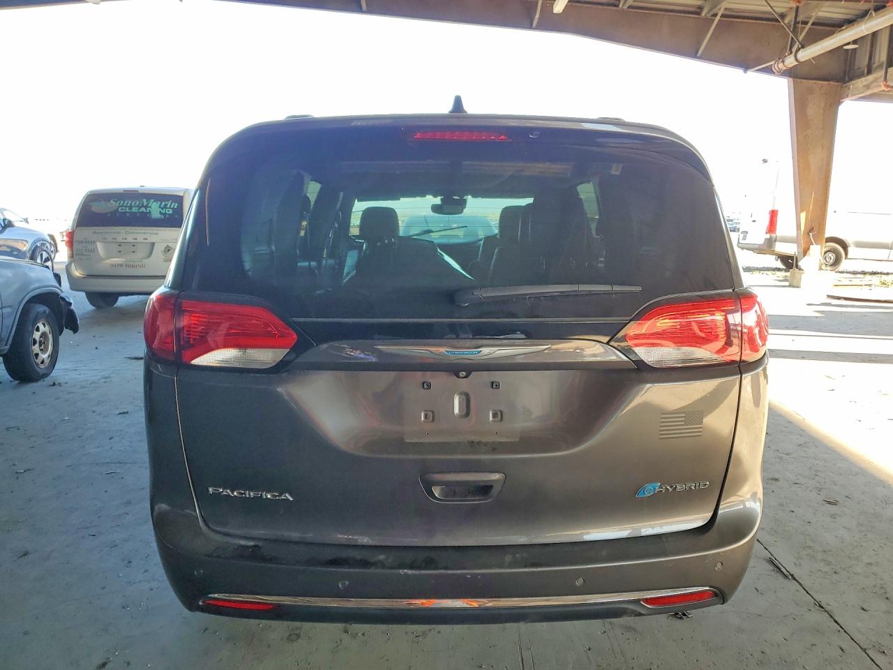2019 CHRYSLER PACIFICA HYBRID LIMITED photo 16