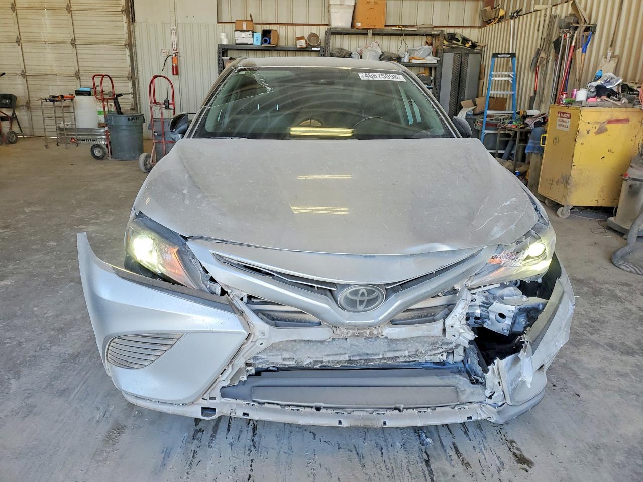 2020 TOYOTA CAMRY SE NIGHTSHADE photo 13