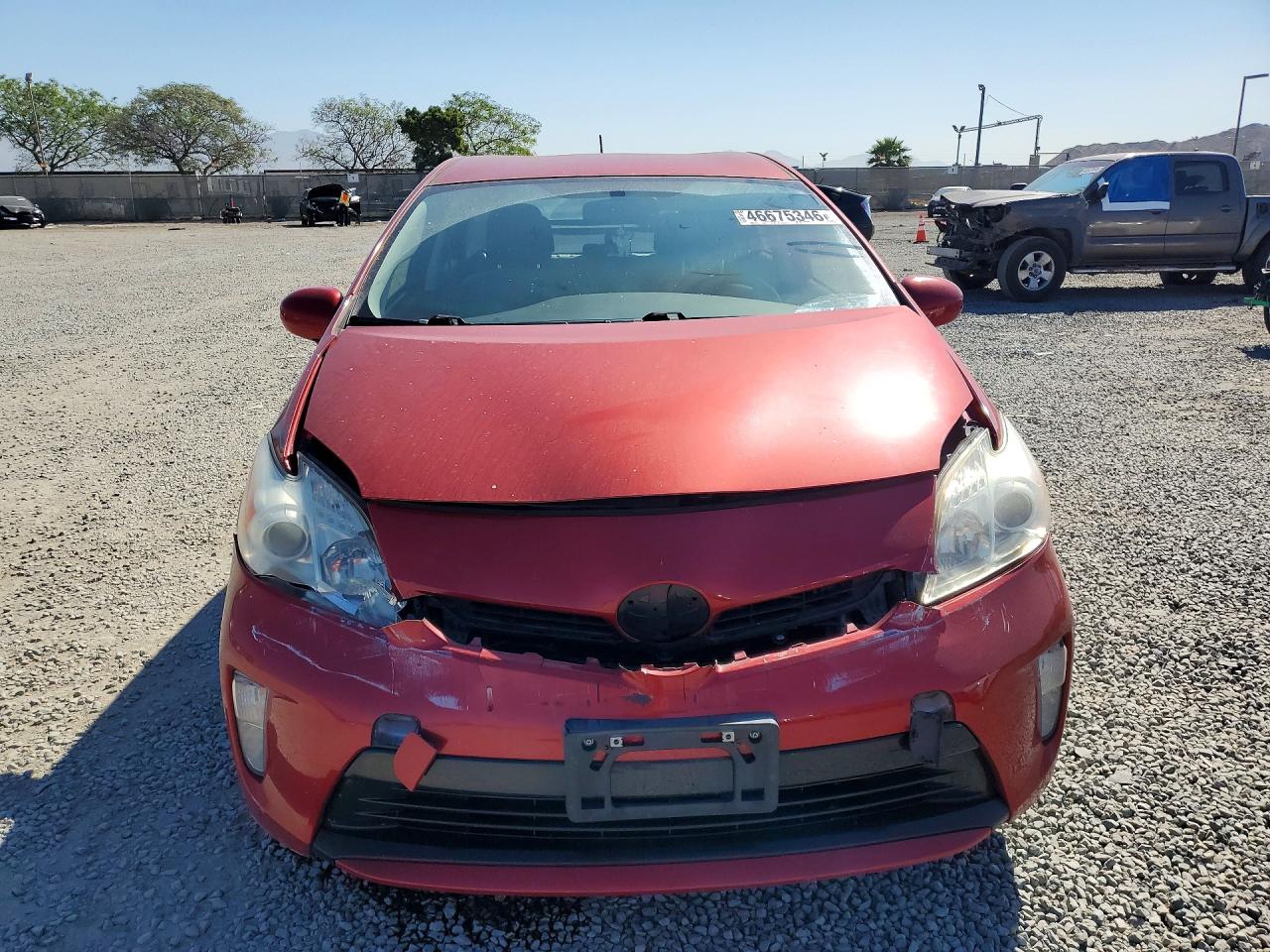 2014 TOYOTA PRIUS THREE photo 5