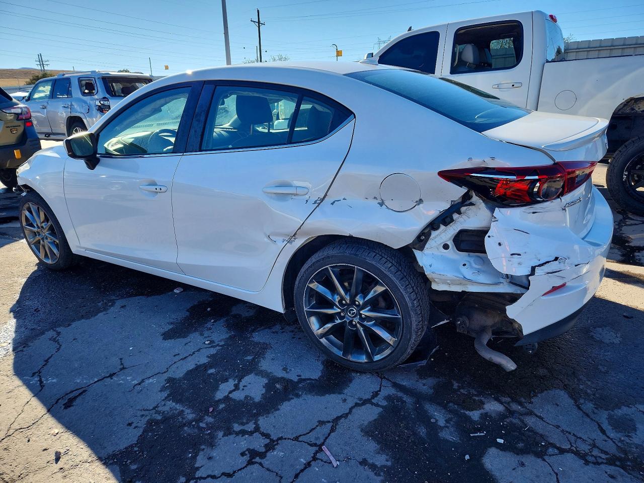 2018 MAZDA 3 TOURING photo 2