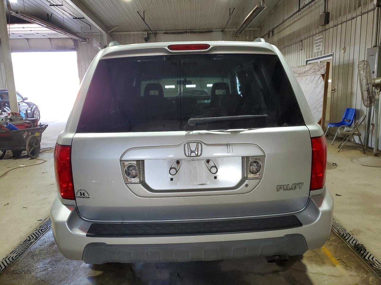 2004 HONDA PILOT EX photo 6