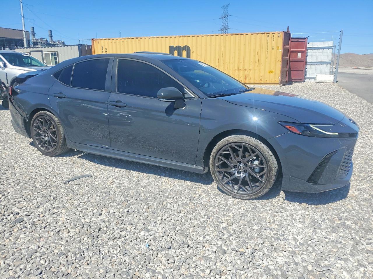 2025 TOYOTA CAMRY XSE photo 7