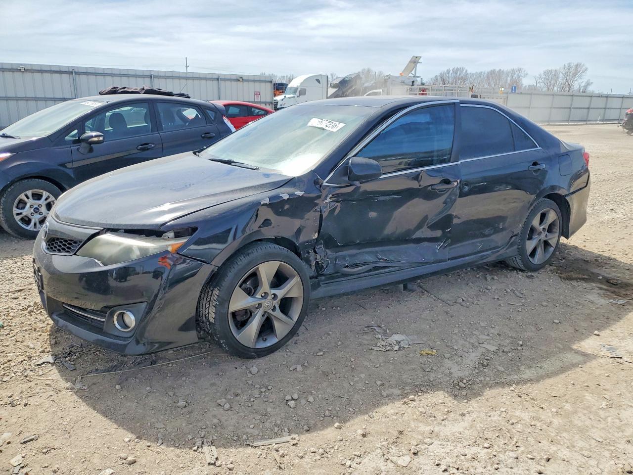 2012 TOYOTA CAMRY