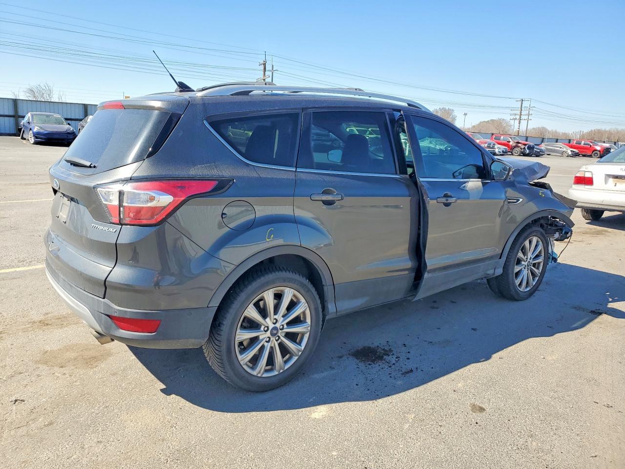 2018 FORD ESCAPE TITANIUM photo 5