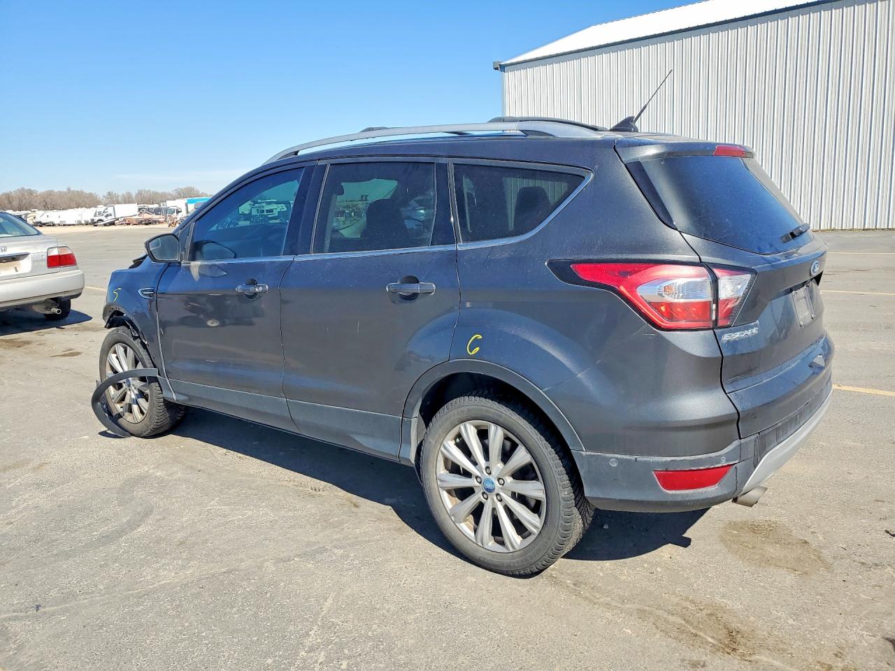 2018 FORD ESCAPE TITANIUM photo 3